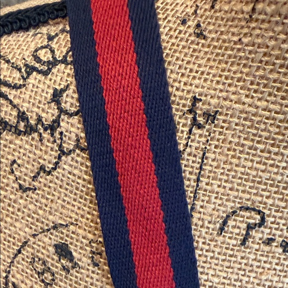 Gucci Beige and Navy Crossbody Bag - Picture 3 of 4